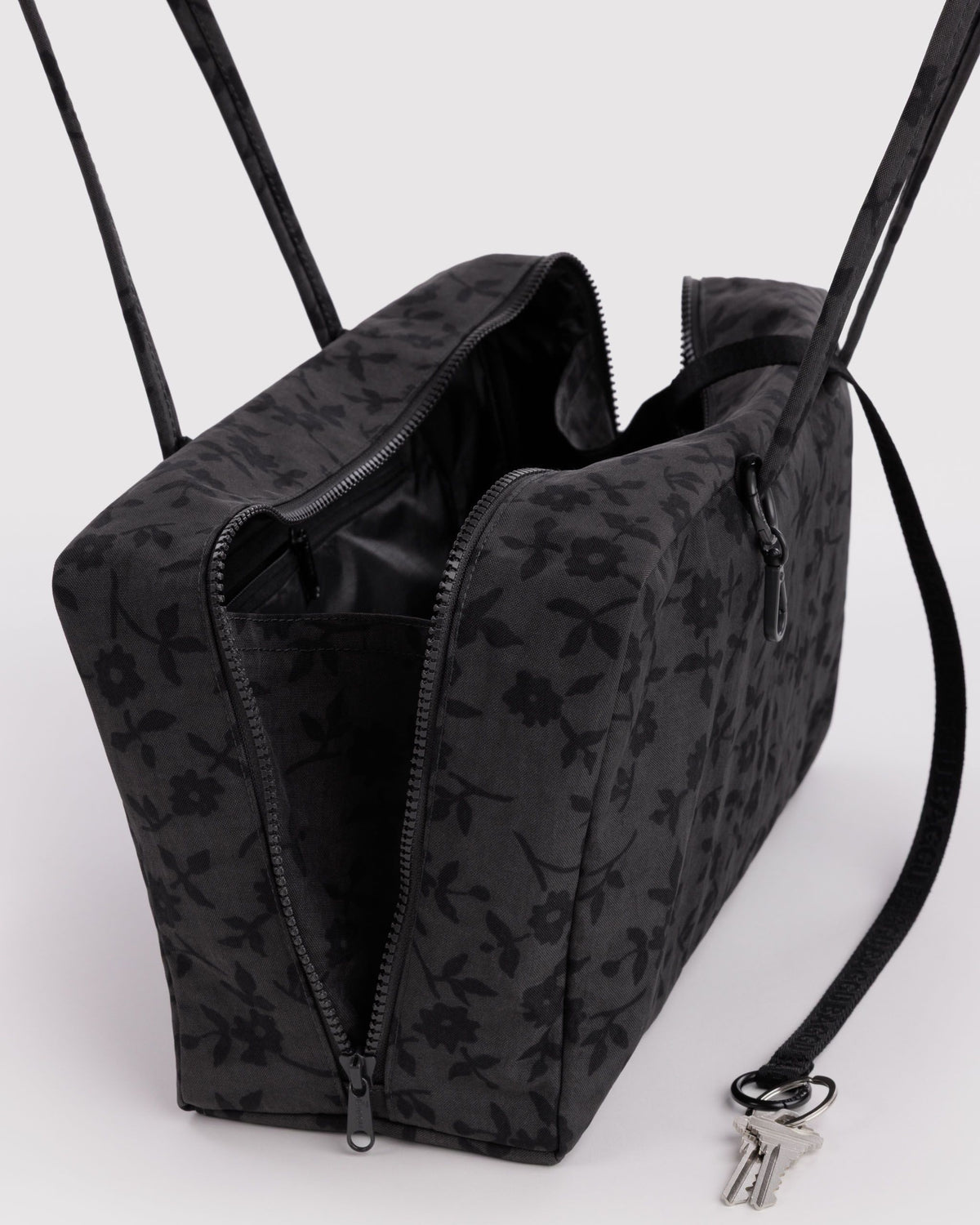 MEDIUM NYLON BOWLER BAG - US 9385