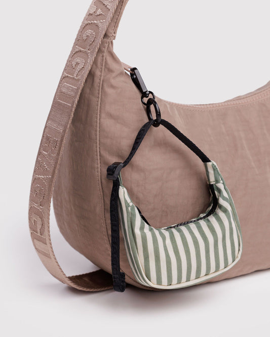 CRESCENT BAG CHARM - US 9196