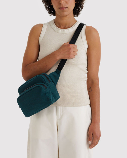 FANNY PACK - US 7138