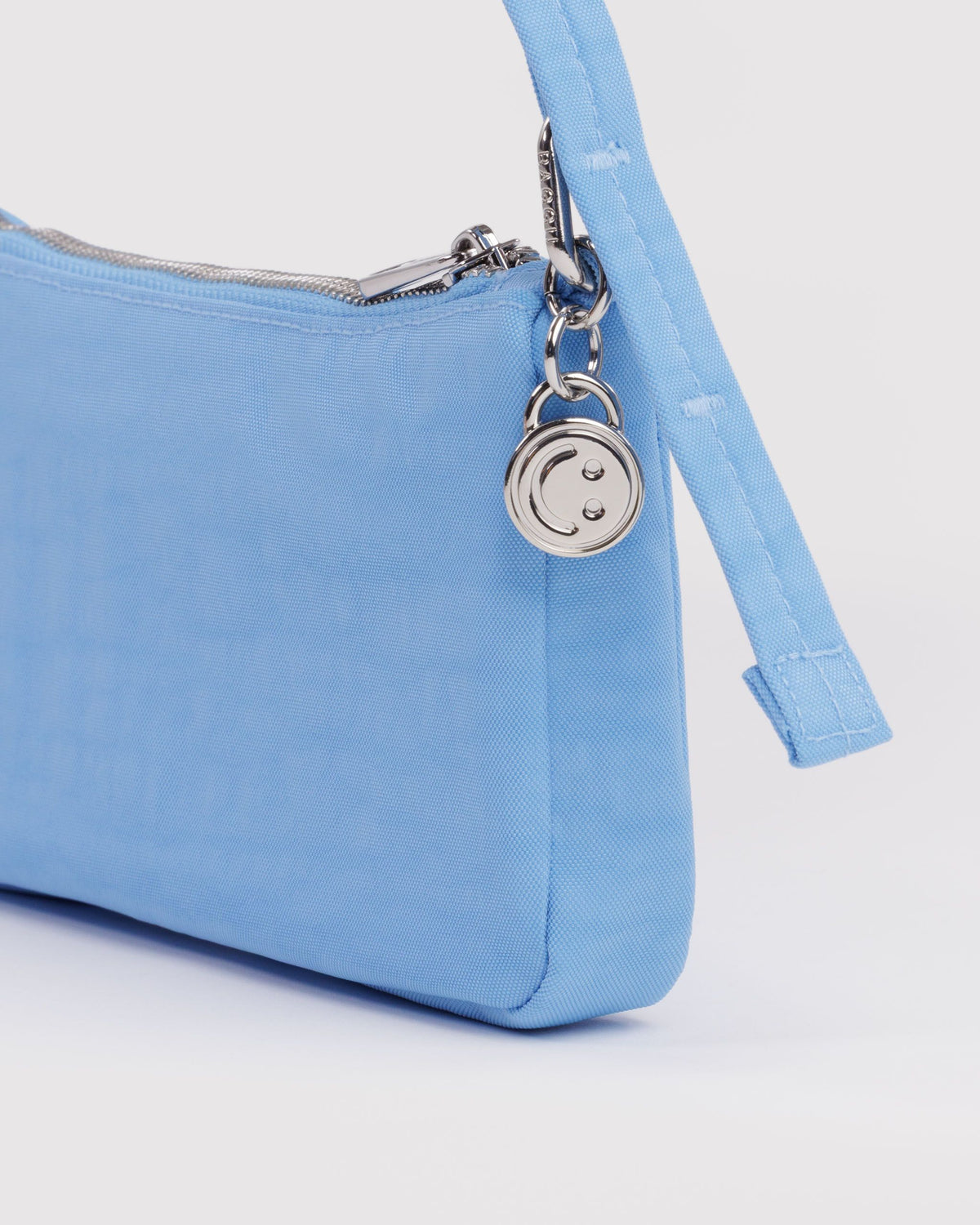 NYLON POCHETTE - US 3327