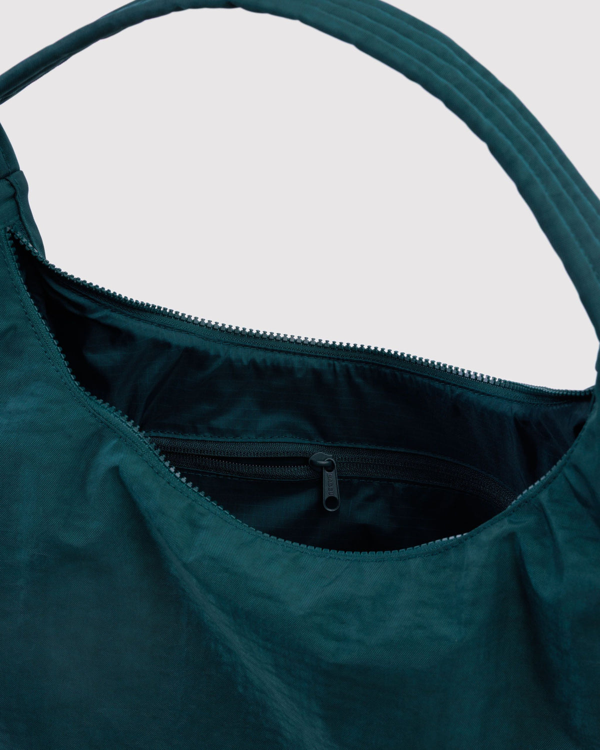 NYLON SHOULDER BAG - US 4570