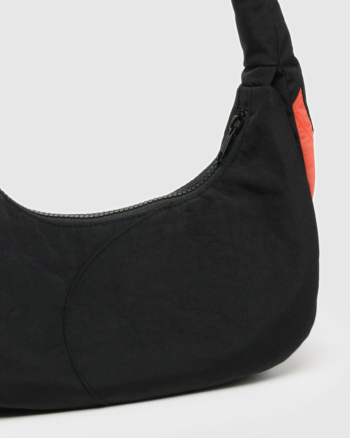 SWAN BAG - US 2207