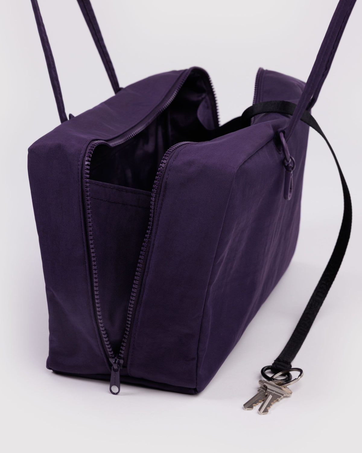 MEDIUM NYLON BOWLER BAG - US 8009