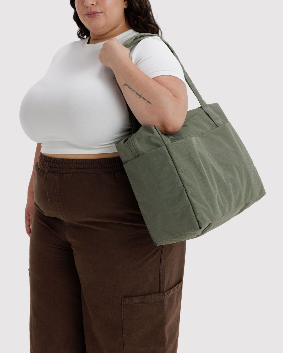 SMALL CLOUD CARRY-ON - US 7663