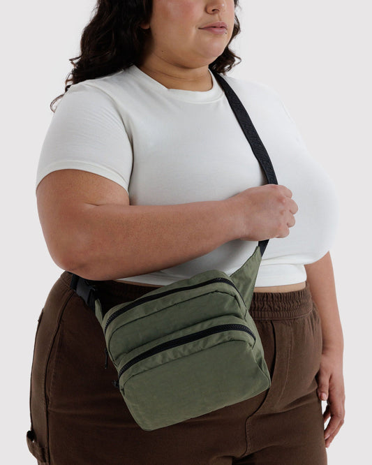 FANNY PACK - US 4745