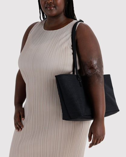 MEDIUM NYLON REVERSIBLE TOTE - US 3556