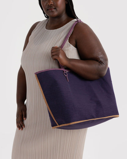 LARGE NYLON REVERSIBLE TOTE - US 8437