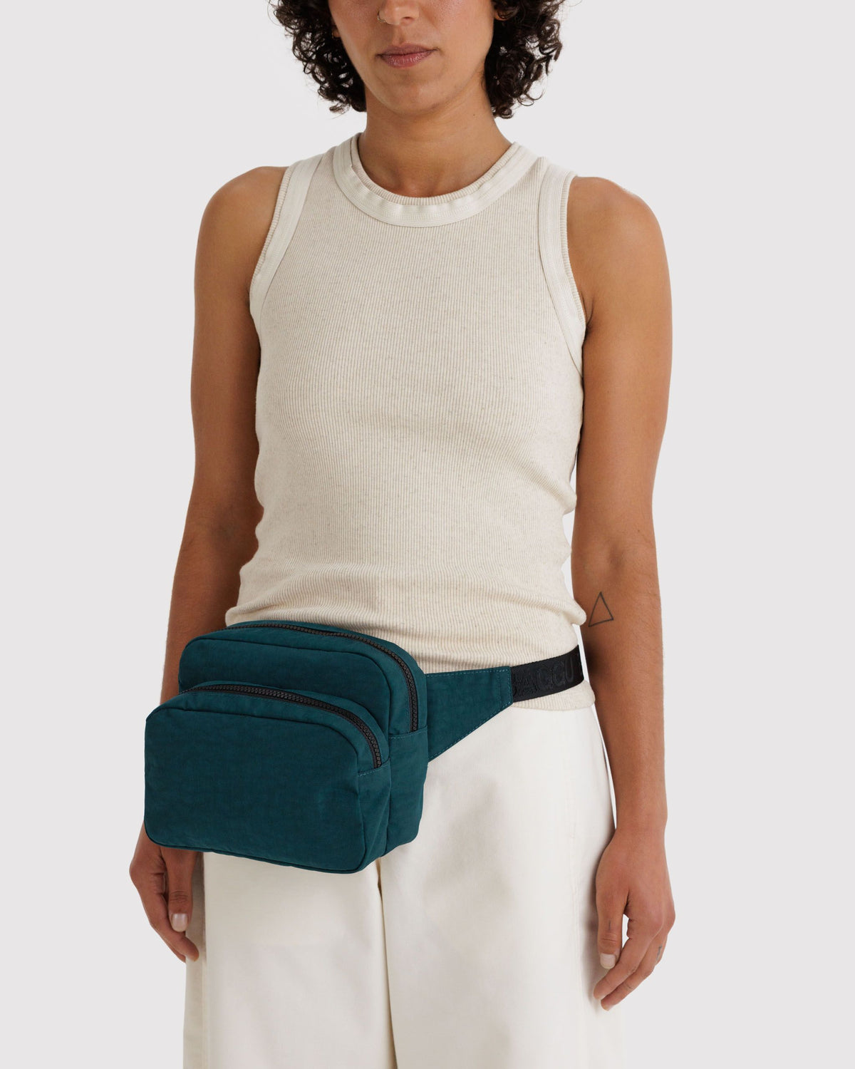 FANNY PACK - US 7138