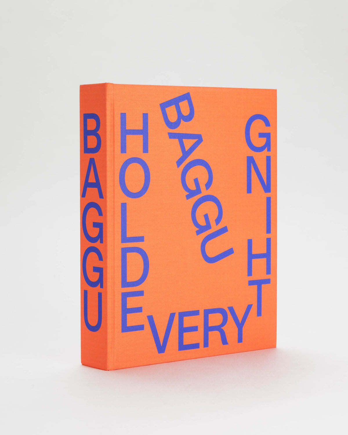 HOLD EVERYTHING: 15 YEARS OF BAGGU - US 8075