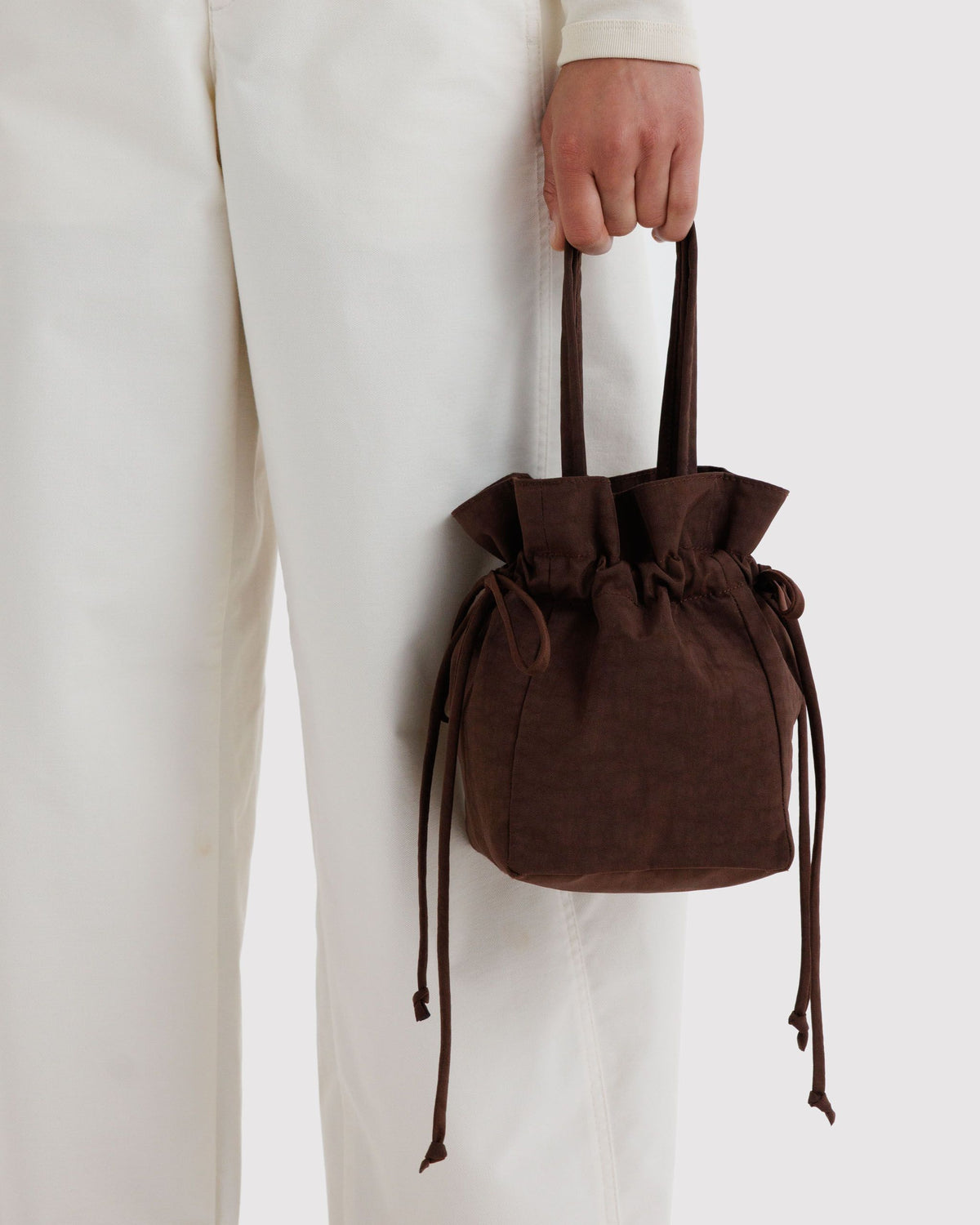 NYLON DRAWSTRING BAG - US 5543