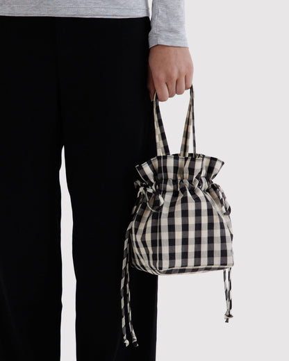 NYLON DRAWSTRING BAG - US 1300