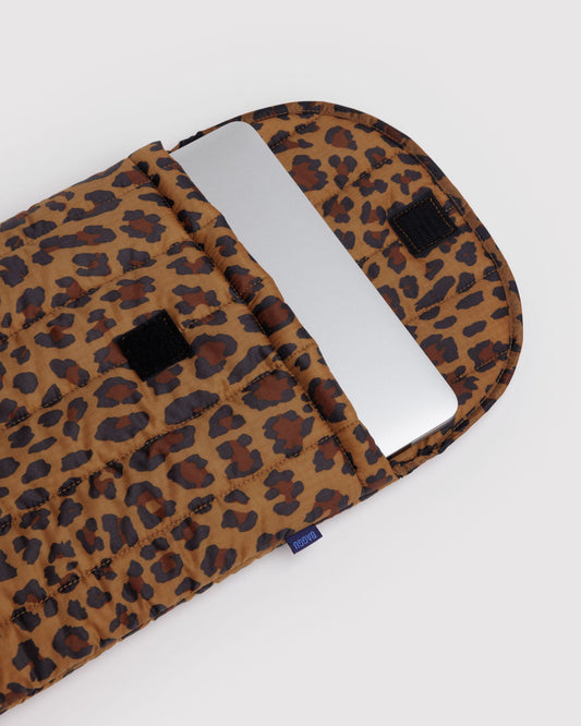 PUFFY LAPTOP SLEEVE 16" - US 8901