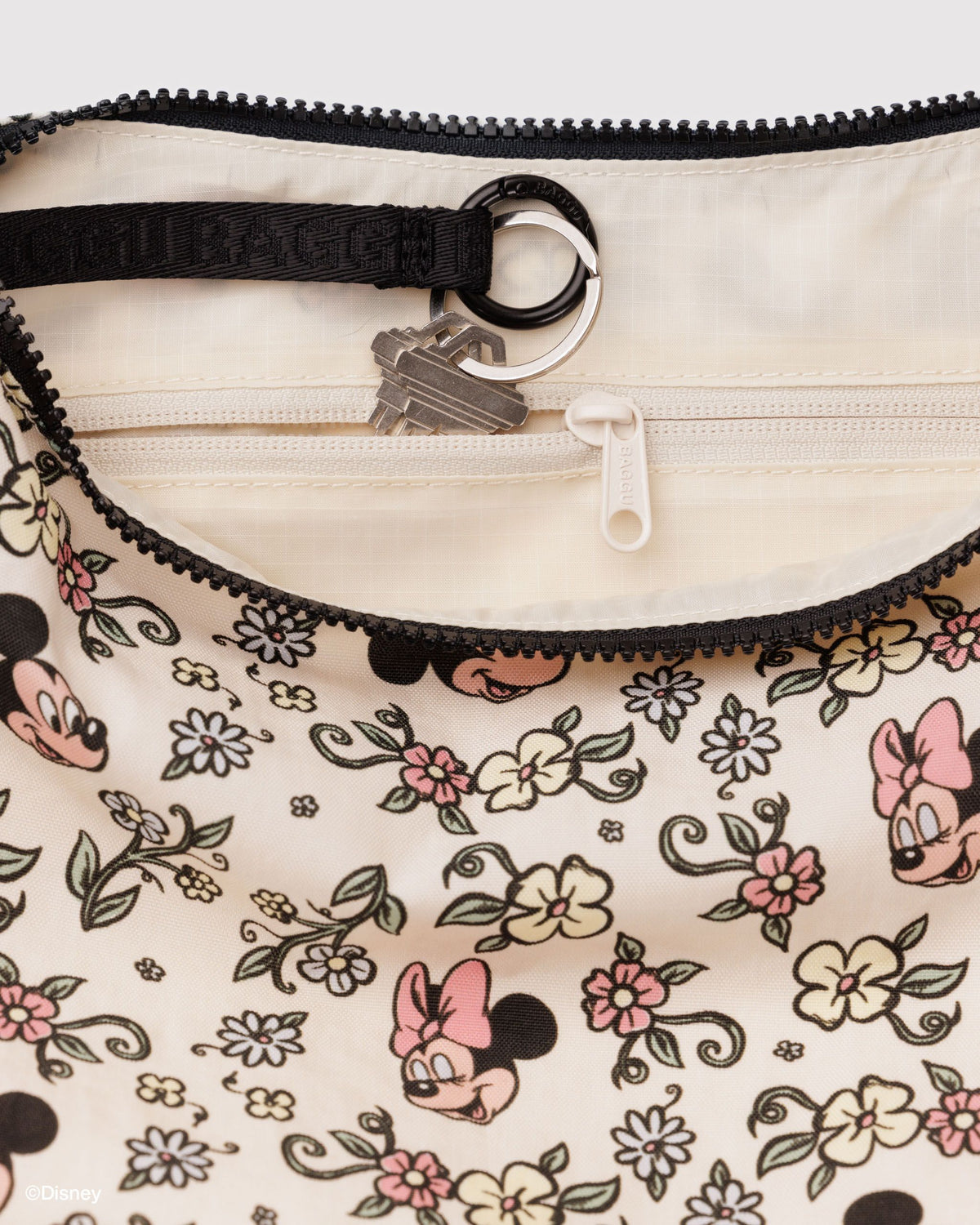 MEDIUM NYLON CRESCENT BAG - US 5276
