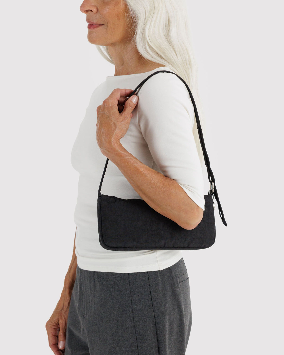 NYLON POCHETTE - US 5807