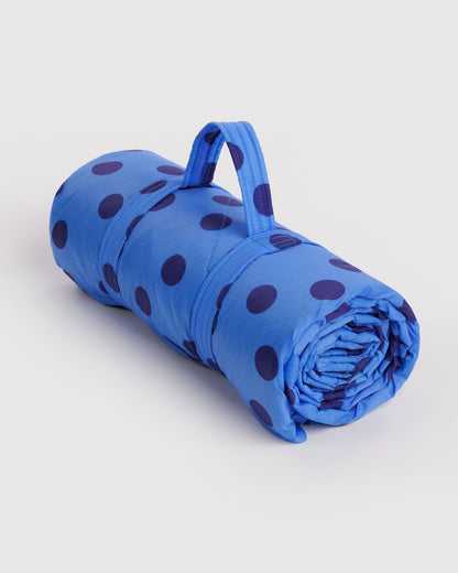 PUFFY PICNIC BLANKET - US 5746
