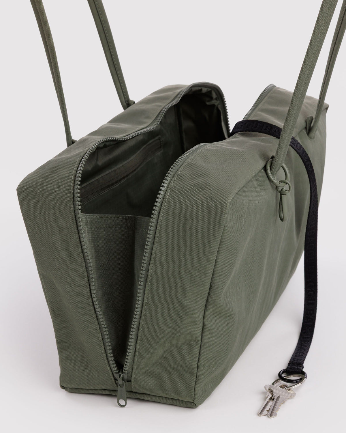 MEDIUM NYLON BOWLER BAG - US 1433