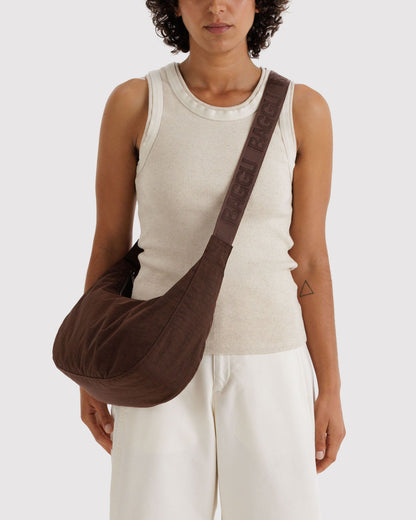 MEDIUM NYLON CRESCENT BAG - US 8761