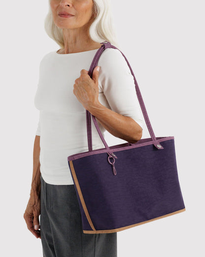 MEDIUM NYLON REVERSIBLE TOTE - US 9228