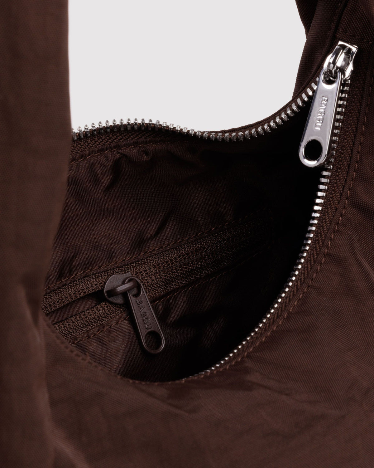 SMALL NYLON MERINGUE BAG - US 2222