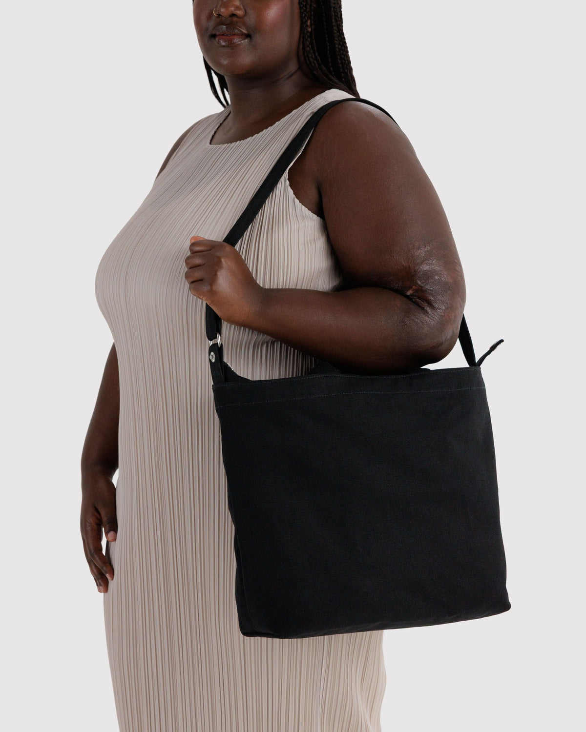 HORIZONTAL ZIP DUCK BAG - US 4377