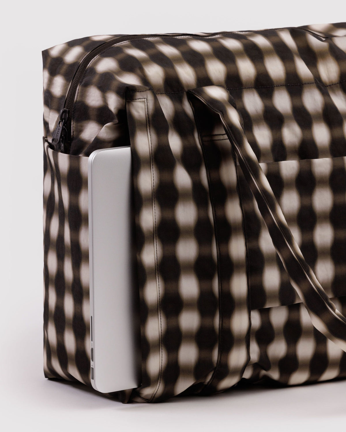 CLOUD CARRY-ON - US 6590
