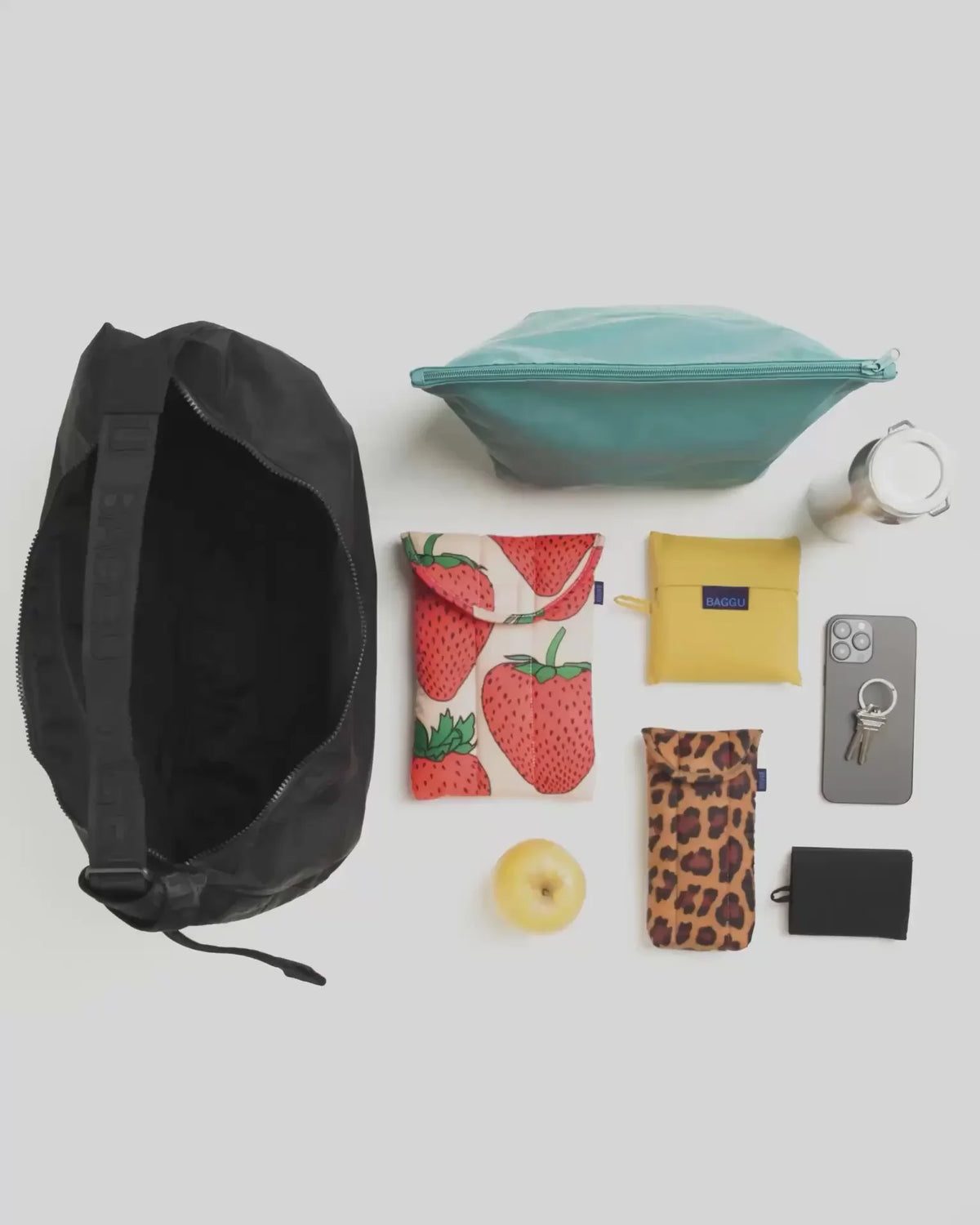LARGE NYLON CRESCENT BAG - US 3787