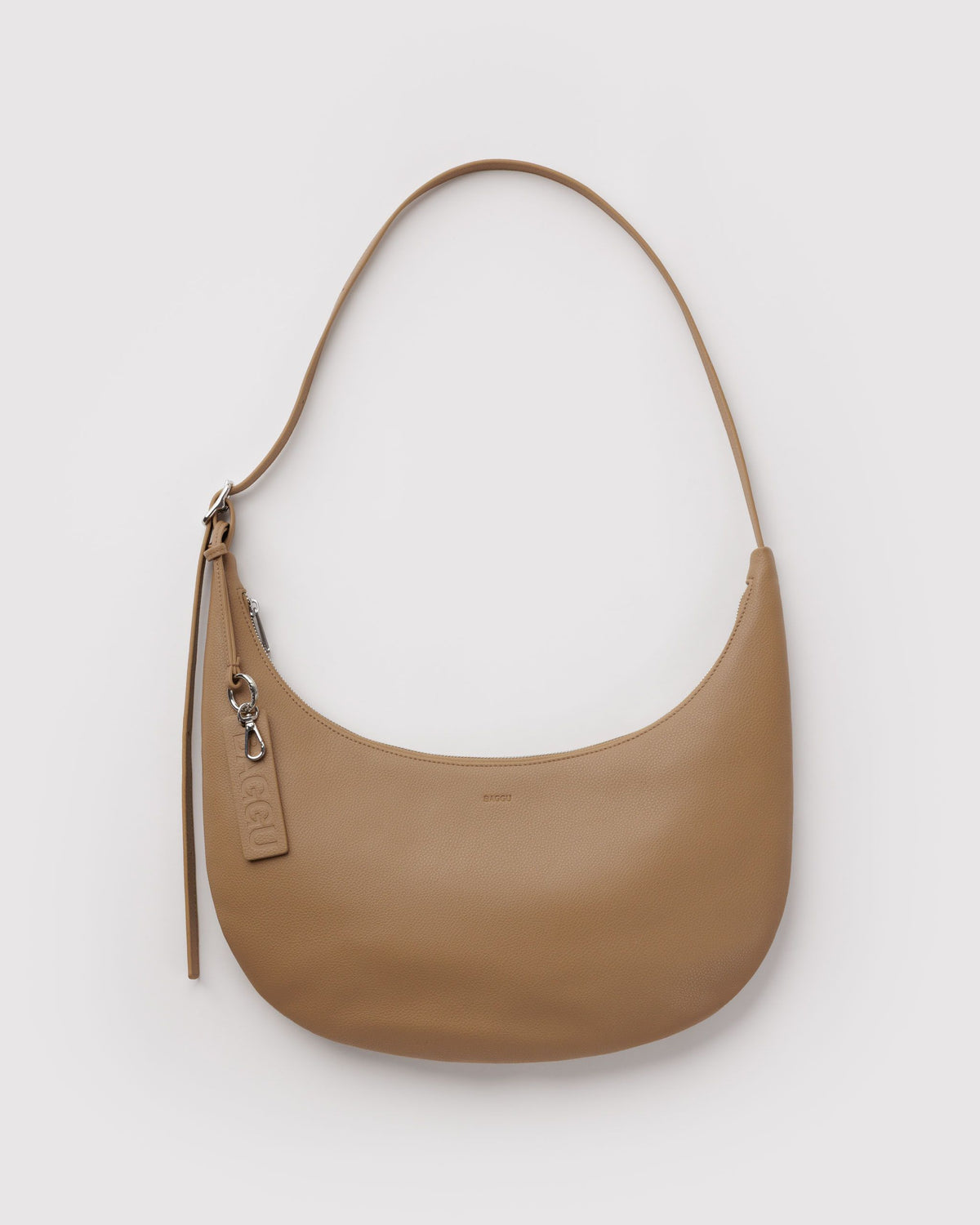 MEDIUM RECYCLED LEATHER FLAT CRESCENT - US 4602