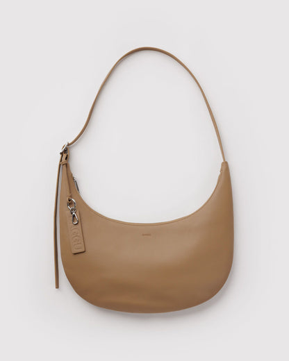 MEDIUM RECYCLED LEATHER FLAT CRESCENT - US 4602