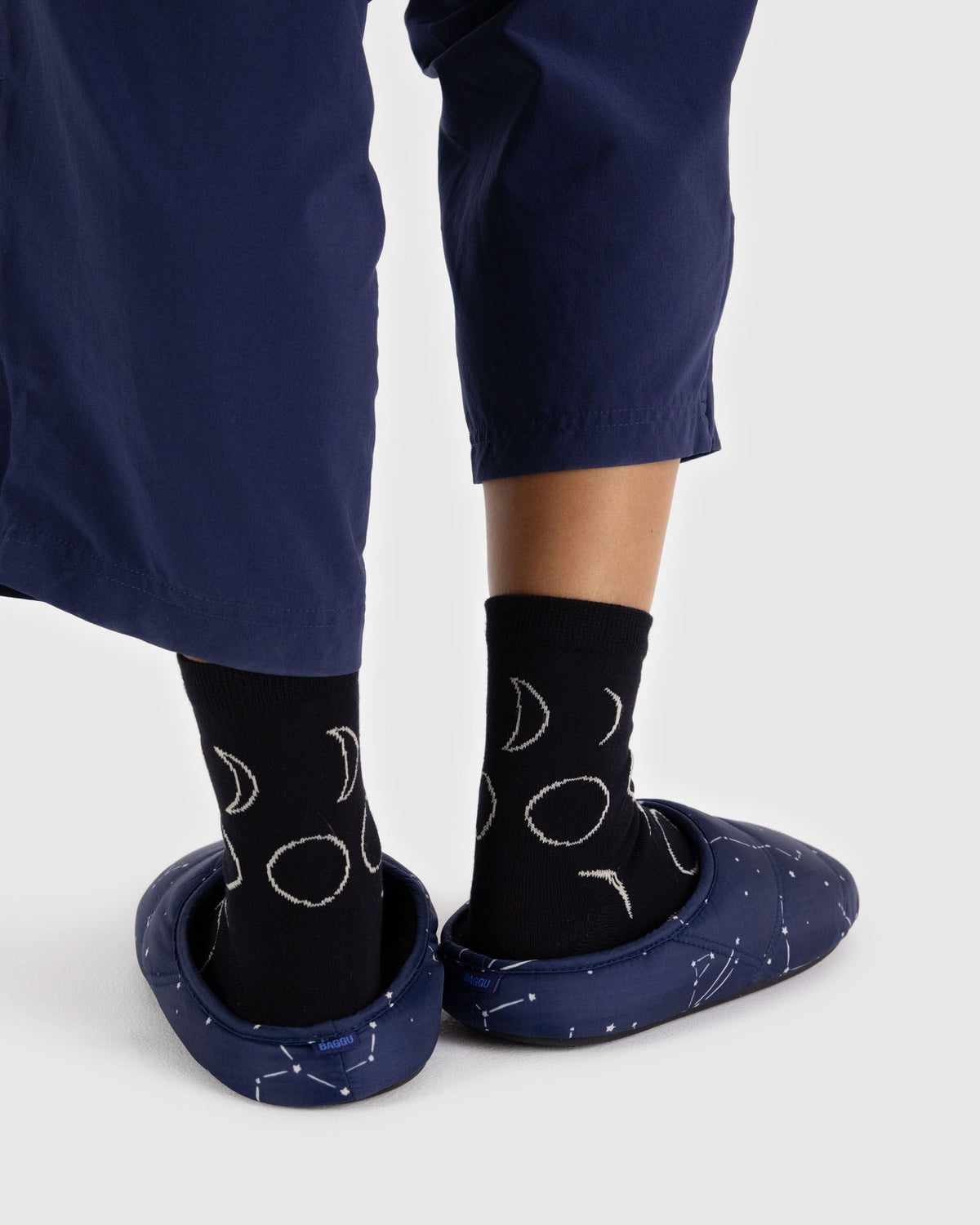 PUFFY SLIPPER - US 8197