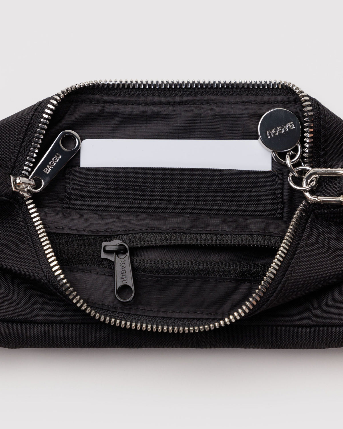 NYLON POCHETTE - US 5889