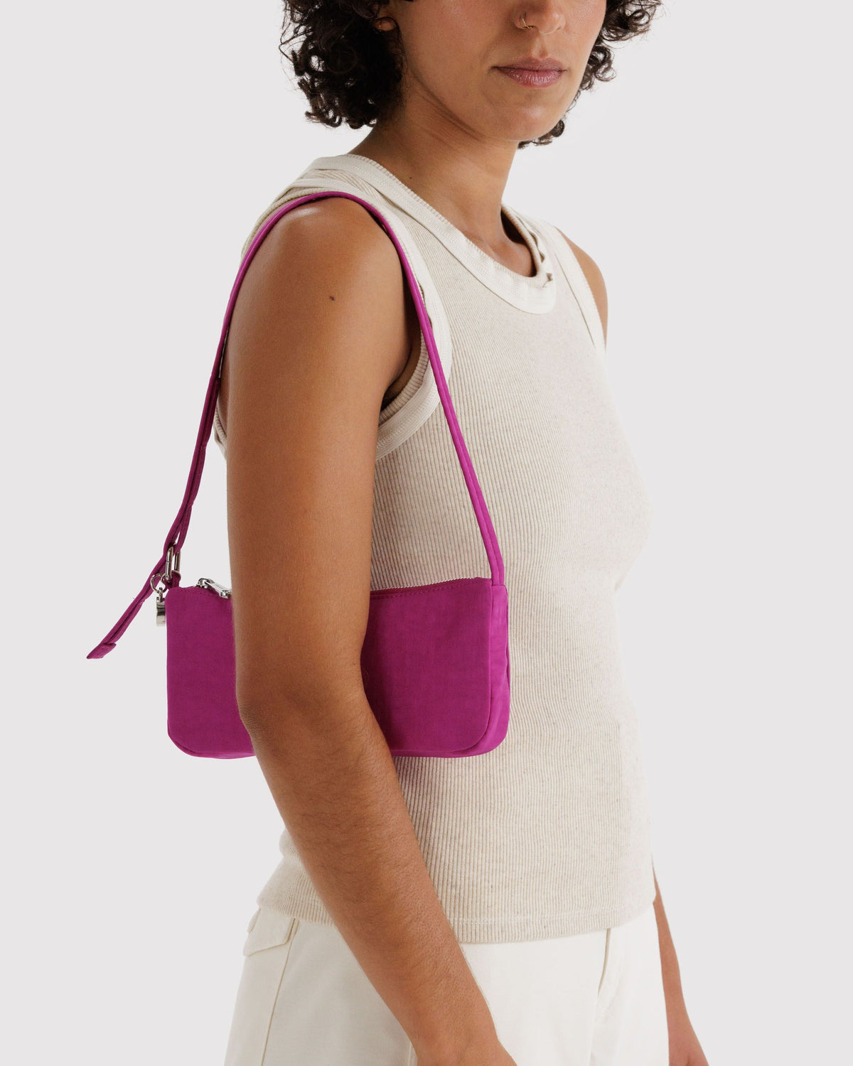 NYLON POCHETTE - US 6802