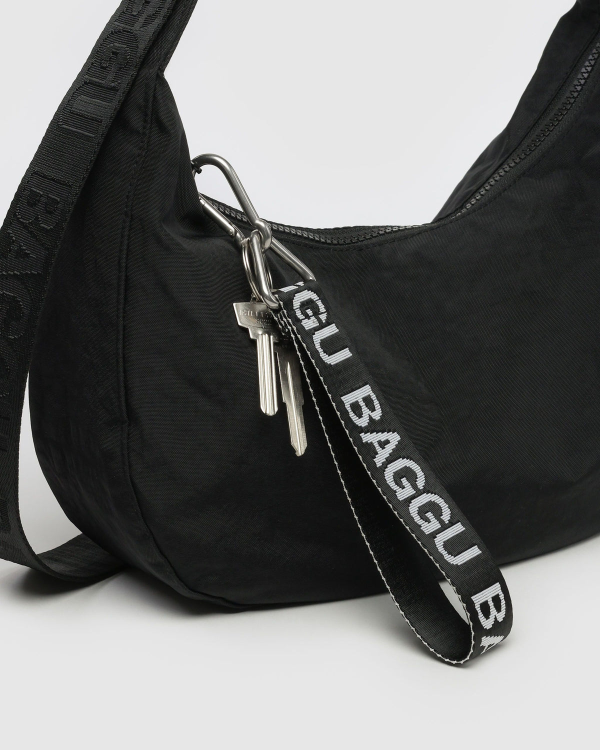 LOGO KEYCHAIN - US 7217