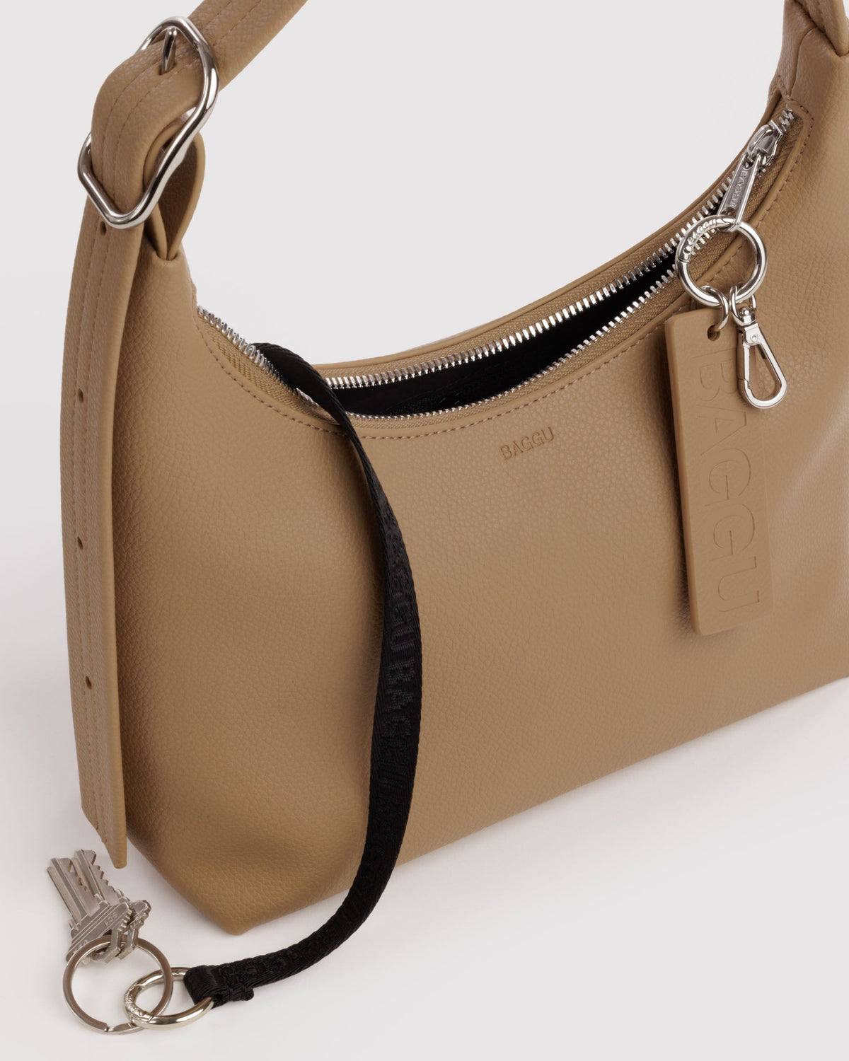 MINI RECYCLED LEATHER SHOULDER BAG - US 3015