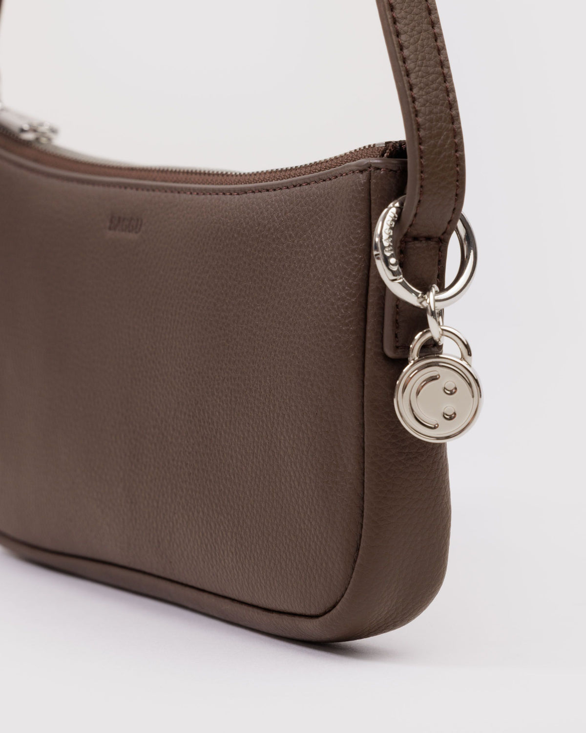 RECYCLED LEATHER POCHETTE - US 2182
